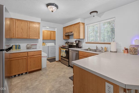 Tiny photo for 52635 Howard Lane, La Pine, OR 97739 (MLS # 220224684)