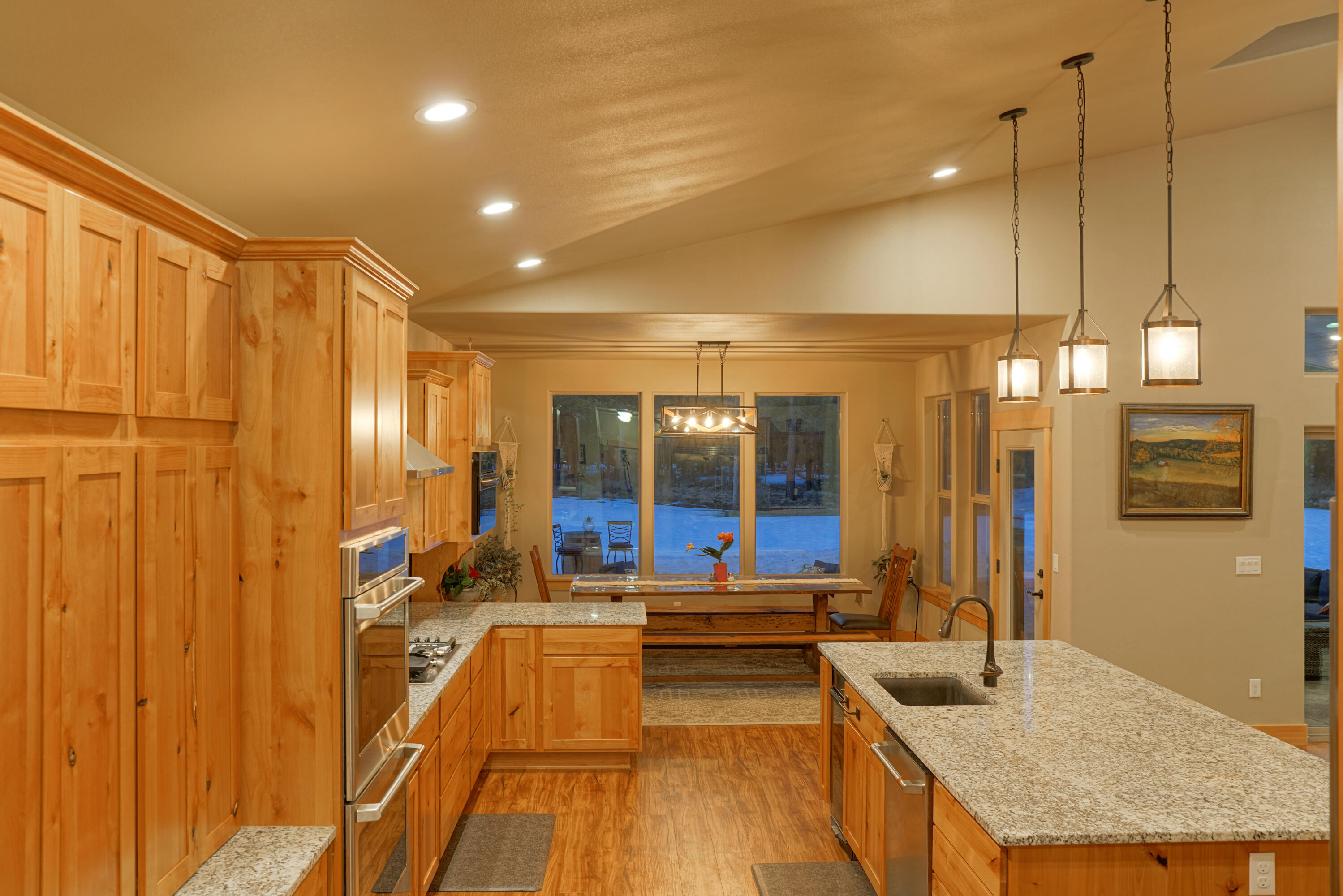 Pinewood Country Est - Residential