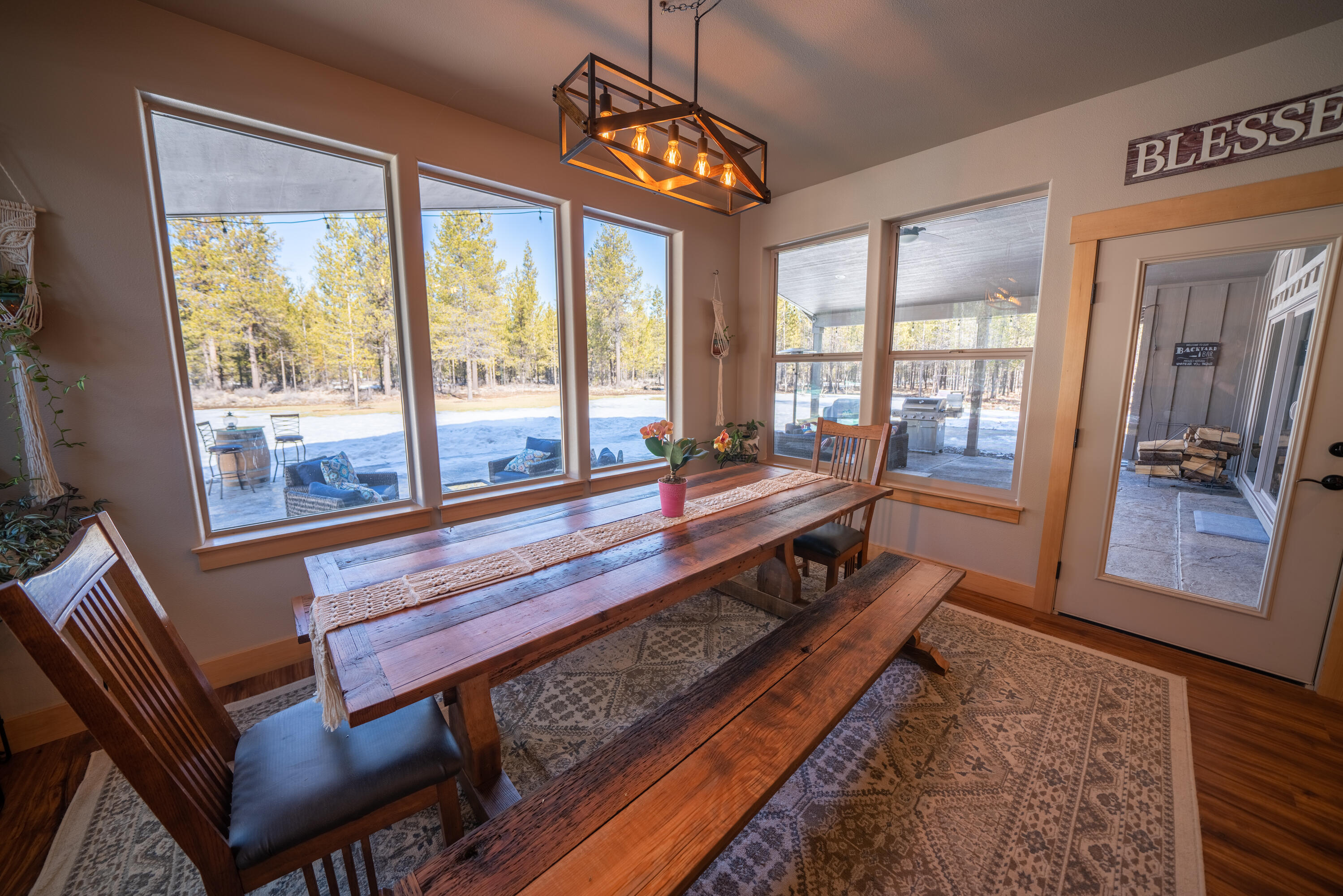 Pinewood Country Est - Residential