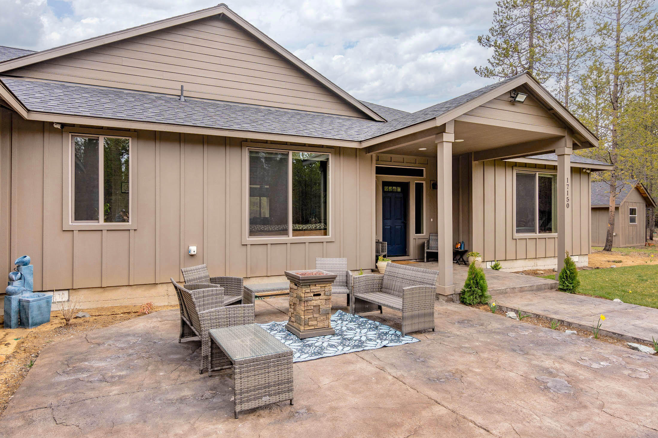 Pinewood Country Est - Residential