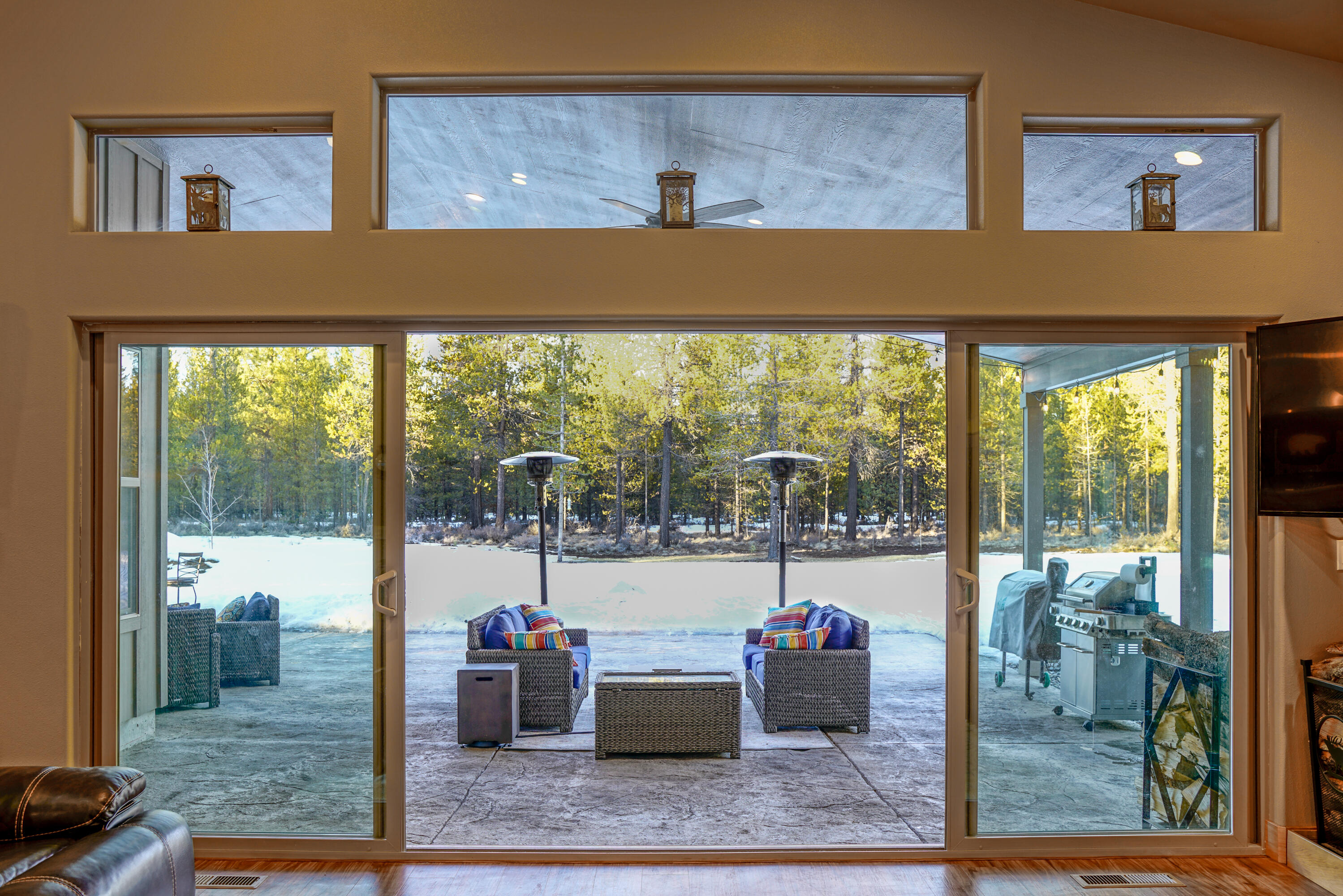 Pinewood Country Est - Residential