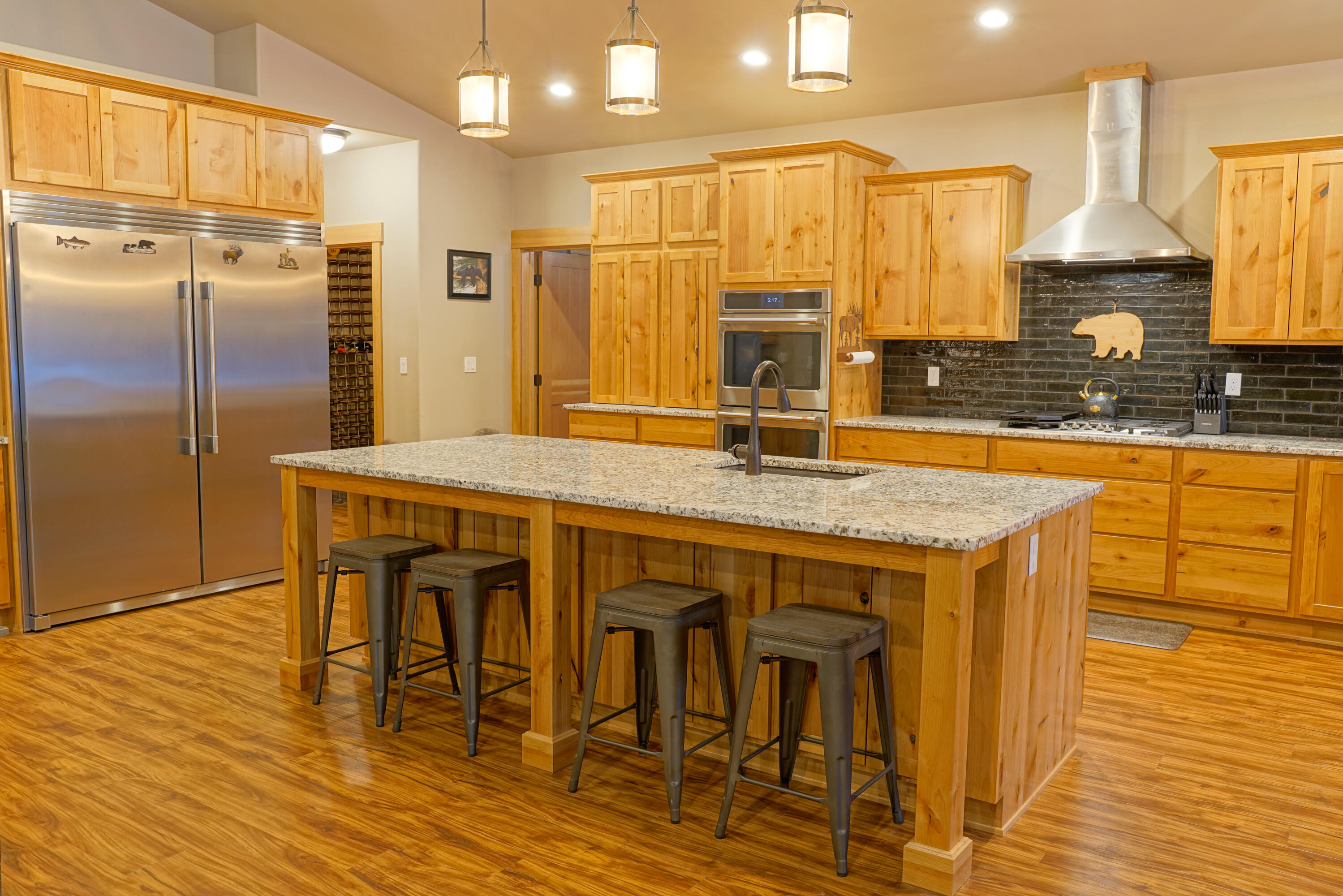 Pinewood Country Est - Residential