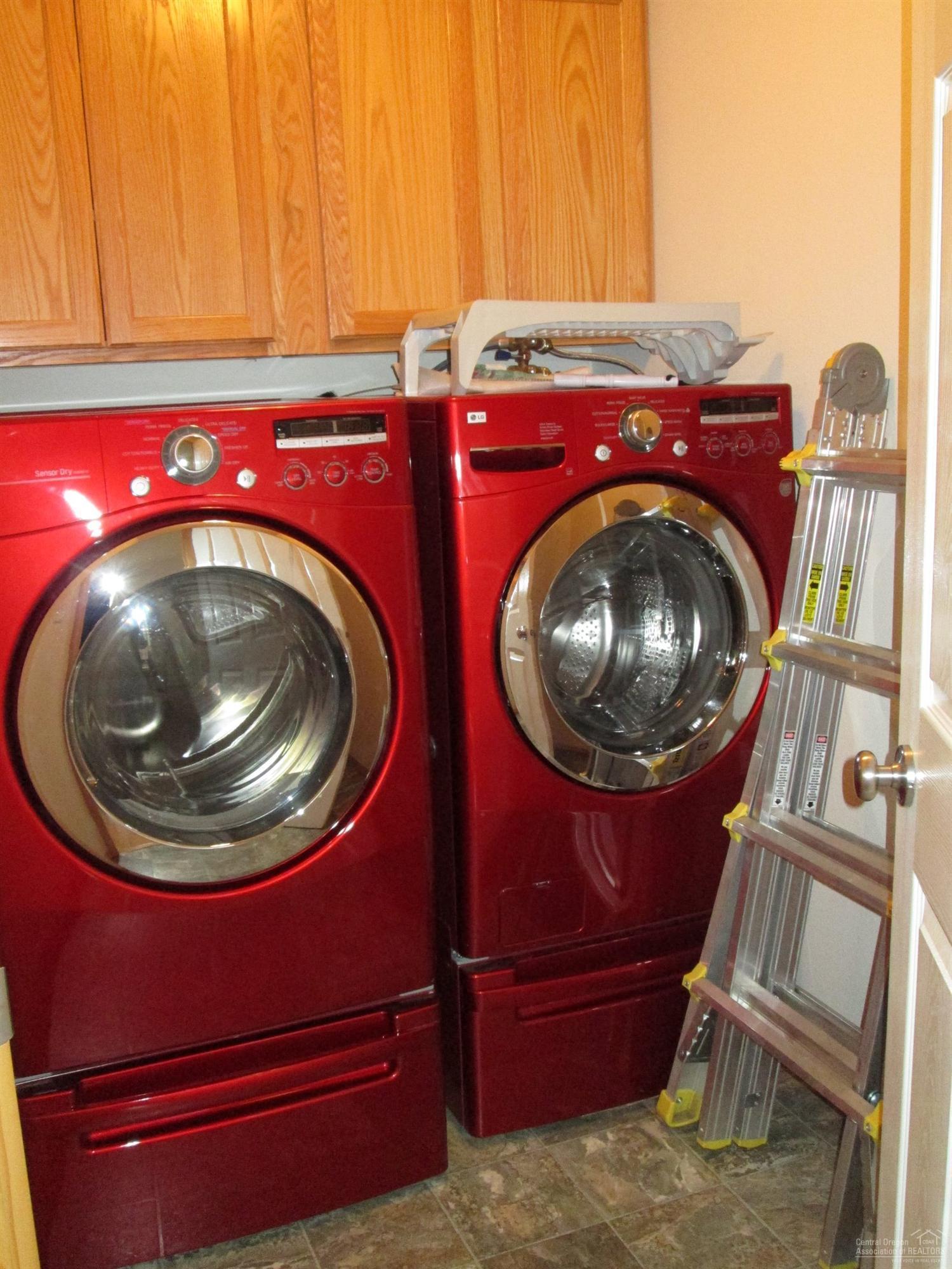 Pine Tree Meadows - Residential