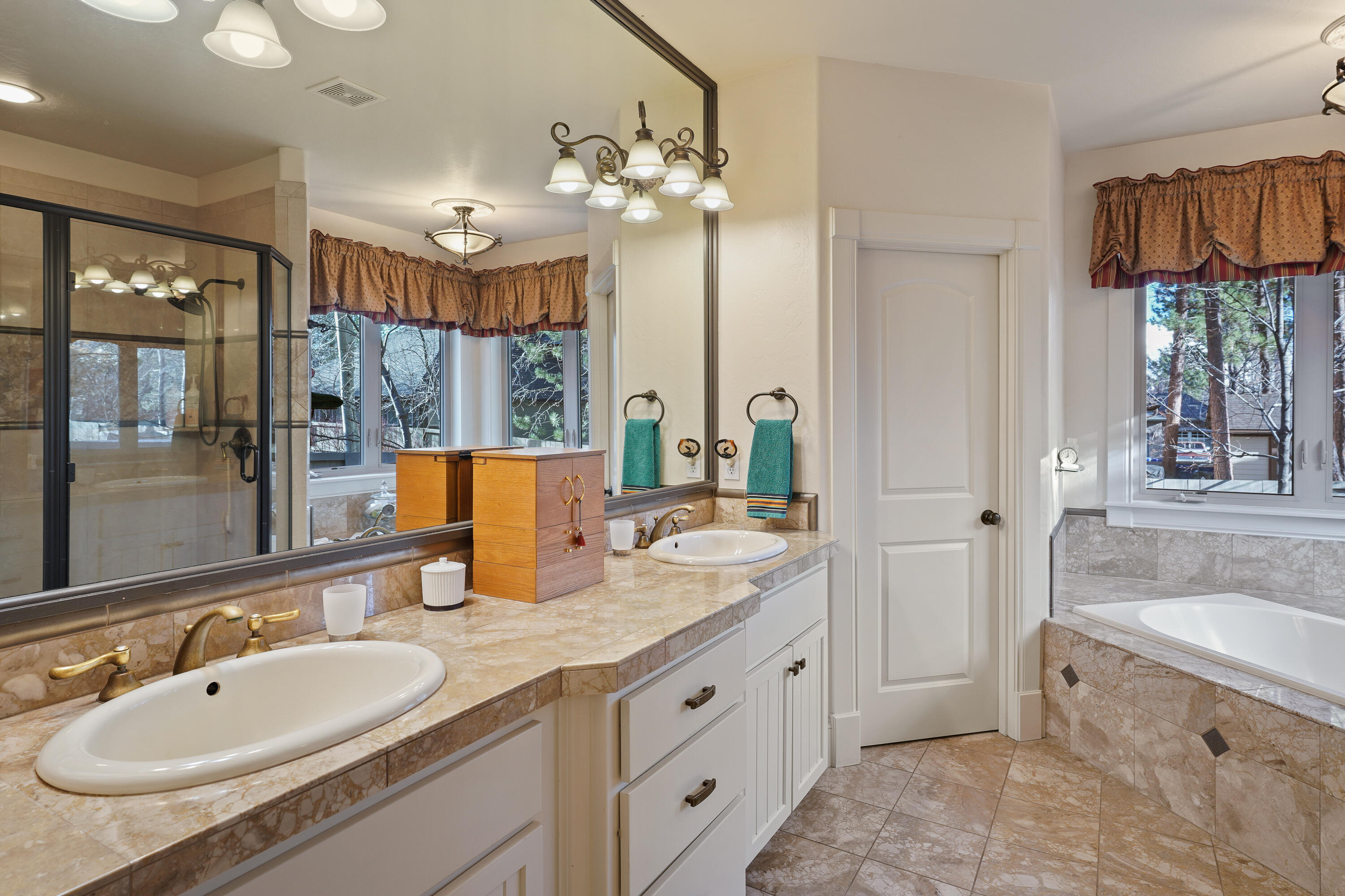 River Rim - Residential