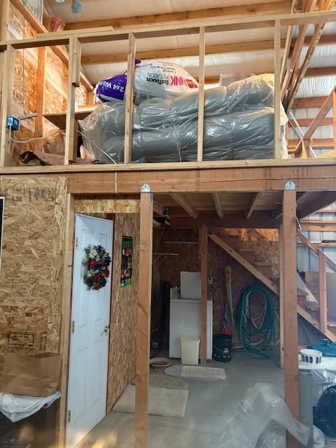 Ponderosa Pines - Land