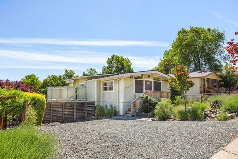508 Ann Street Ashland OR 97520