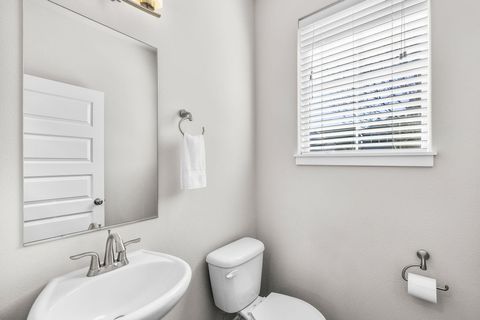 Tiny photo for 20456 Del Coco Court, Bend, OR 97702 (MLS # 220217007)