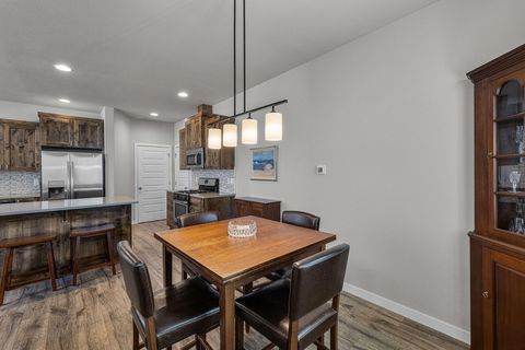 Tiny photo for 20456 Del Coco Court, Bend, OR 97702 (MLS # 220217007)