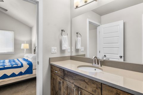 Tiny photo for 20456 Del Coco Court, Bend, OR 97702 (MLS # 220217007)