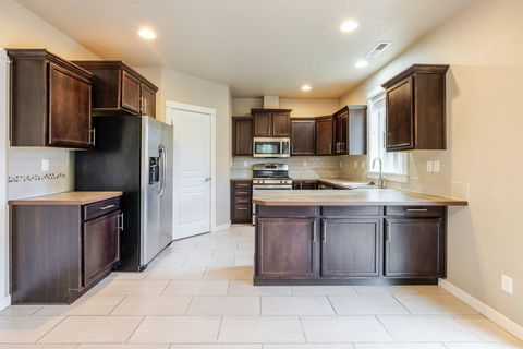 Tiny photo for 1255 W McKinney Butte Road #G, Sisters, OR 97759 (MLS # 220210178)