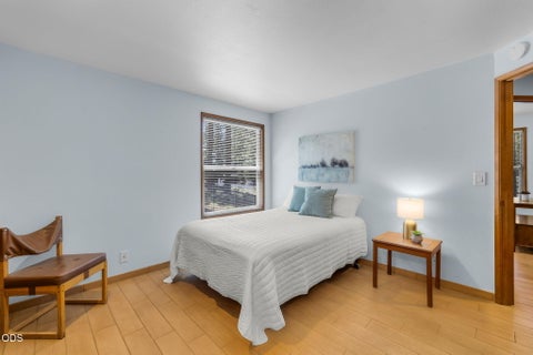 Tiny photo for 57330 Sequoia Lane, Sunriver, OR 97707 (MLS # 220222668)