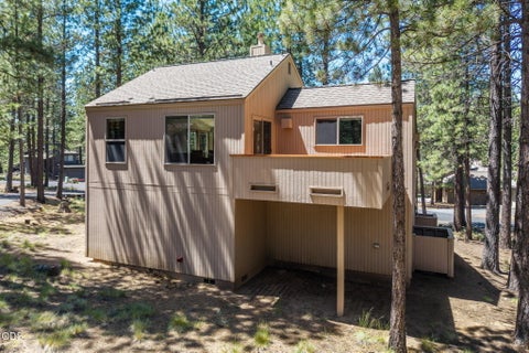 Tiny photo for 57330 Sequoia Lane, Sunriver, OR 97707 (MLS # 220222668)