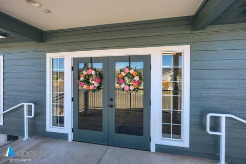 Tiny photo for 280 Oak Valley Drive, Talent, OR 97540 (MLS # 220215049)