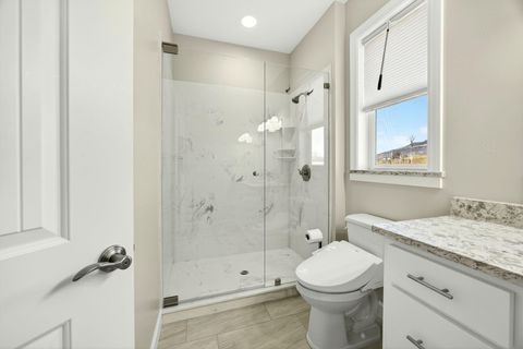 Tiny photo for 280 Oak Valley Drive, Talent, OR 97540 (MLS # 220215049)