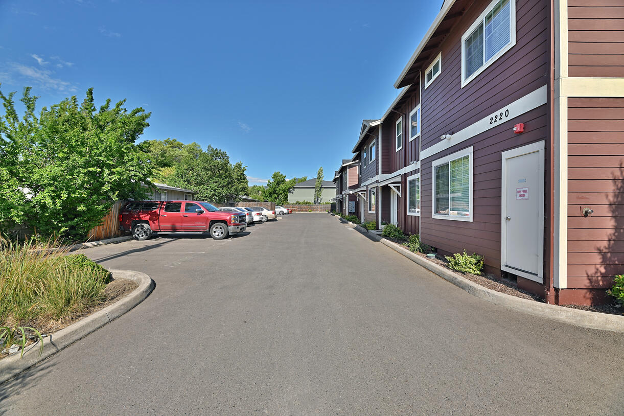 Rogue Valley Heights Extension - Residential Income