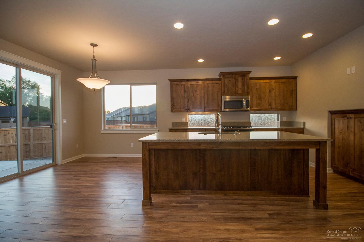 Triple Ridge - Residential