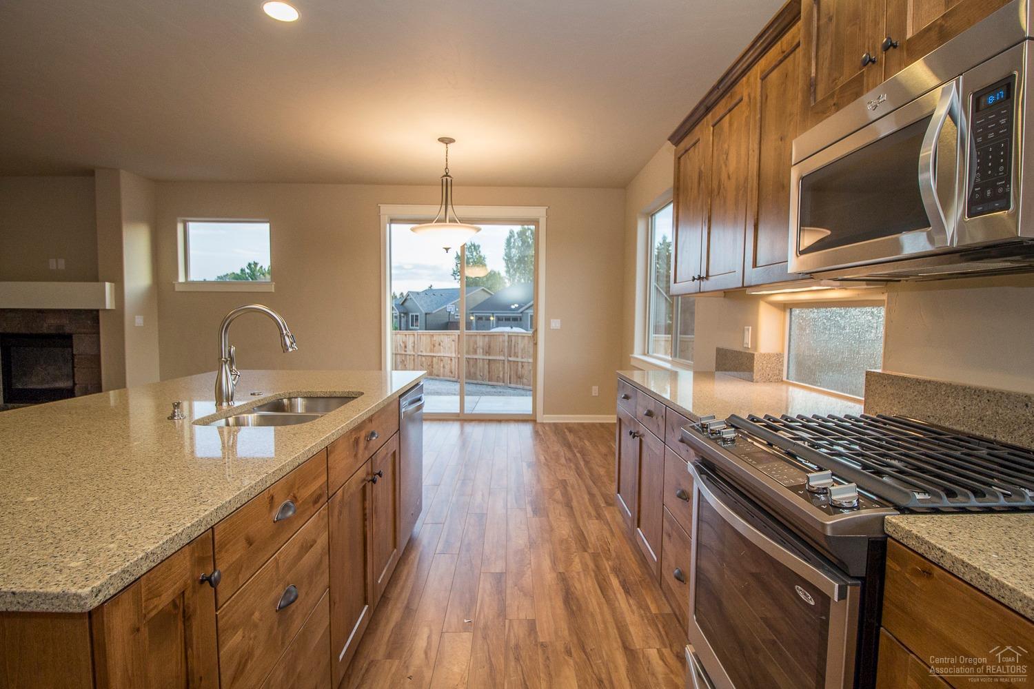 Triple Ridge - Residential