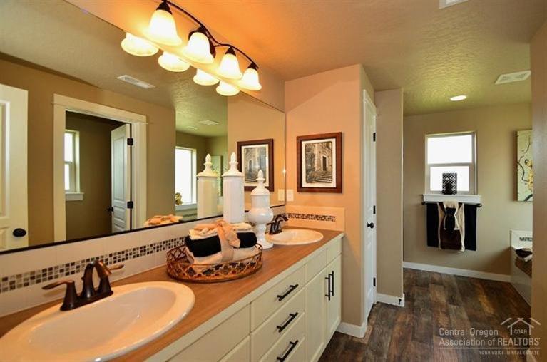 Eagle Crossing - Residential