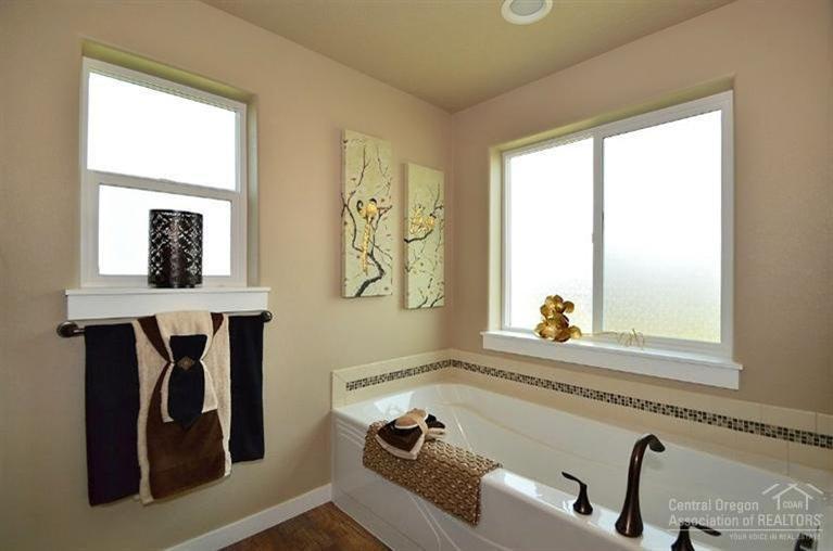 Eagle Crossing - Residential