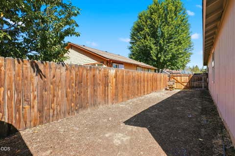 Tiny photo for 1983 NE Jackson Avenue, Bend, OR 97701 (MLS # 220227431)