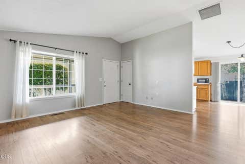 Tiny photo for 1983 NE Jackson Avenue, Bend, OR 97701 (MLS # 220227431)