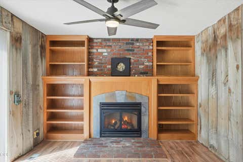 Tiny photo for 19684 Nugget Avenue, Bend, OR 97702 (MLS # 220227368)
