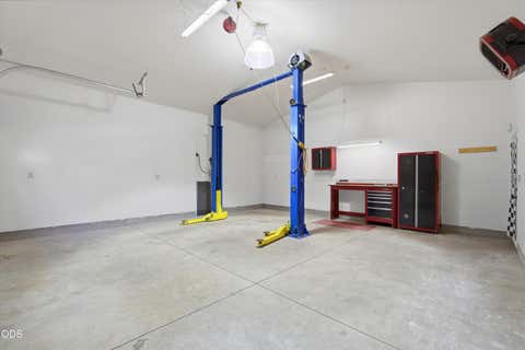 Tiny photo for 19684 Nugget Avenue, Bend, OR 97702 (MLS # 220227368)