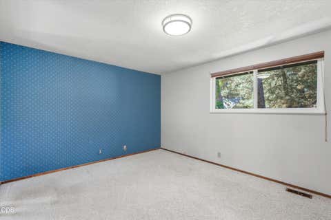 Tiny photo for 19684 Nugget Avenue, Bend, OR 97702 (MLS # 220227368)