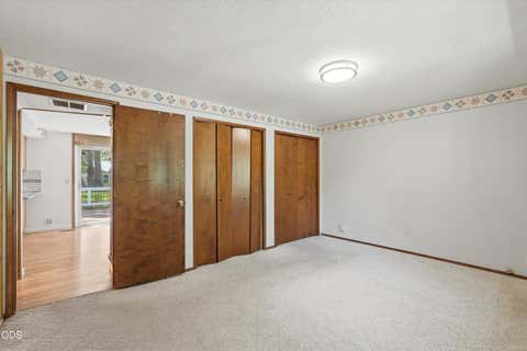 Tiny photo for 19684 Nugget Avenue, Bend, OR 97702 (MLS # 220227368)