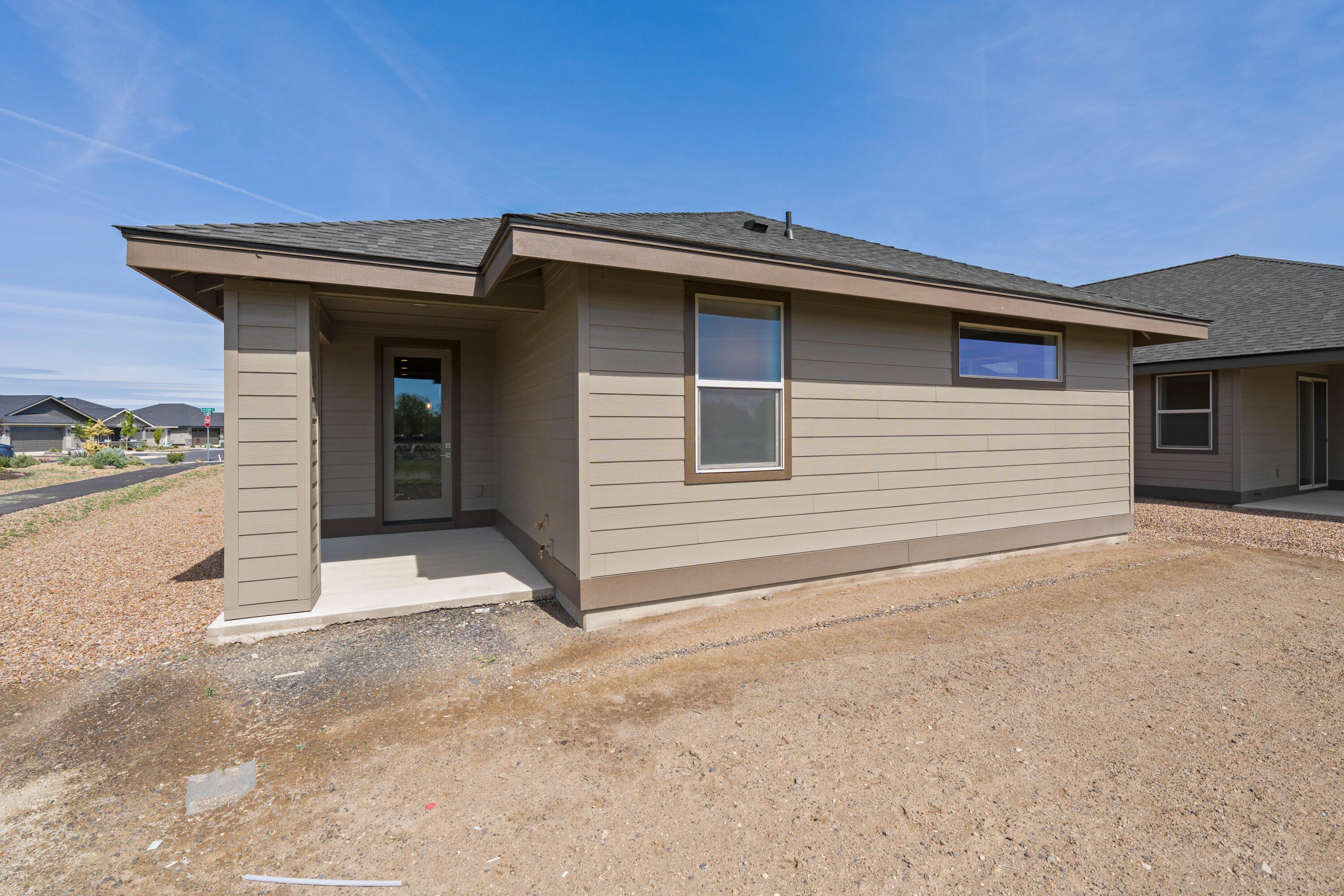 2522 NW Redwood Circle 15