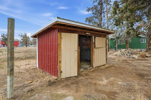 Tiny photo for 4645 NW 52nd Street, Redmond, OR 97756 (MLS # 220214388)