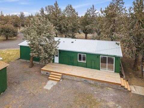 Tiny photo for 4645 NW 52nd Street, Redmond, OR 97756 (MLS # 220214388)