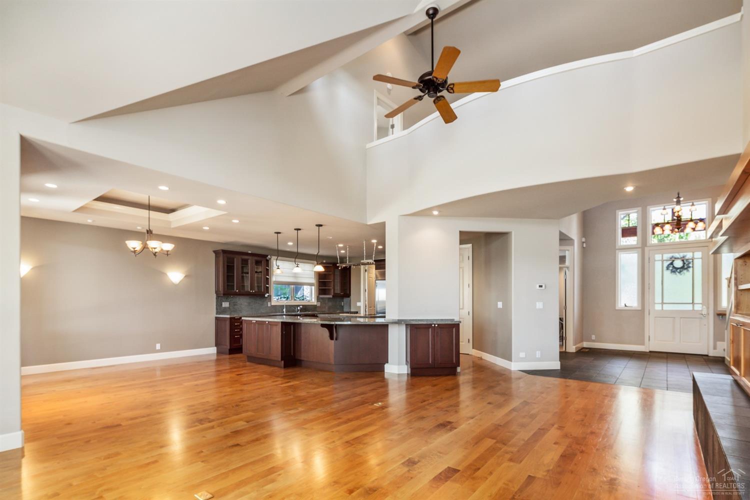 Broken Top - Residential