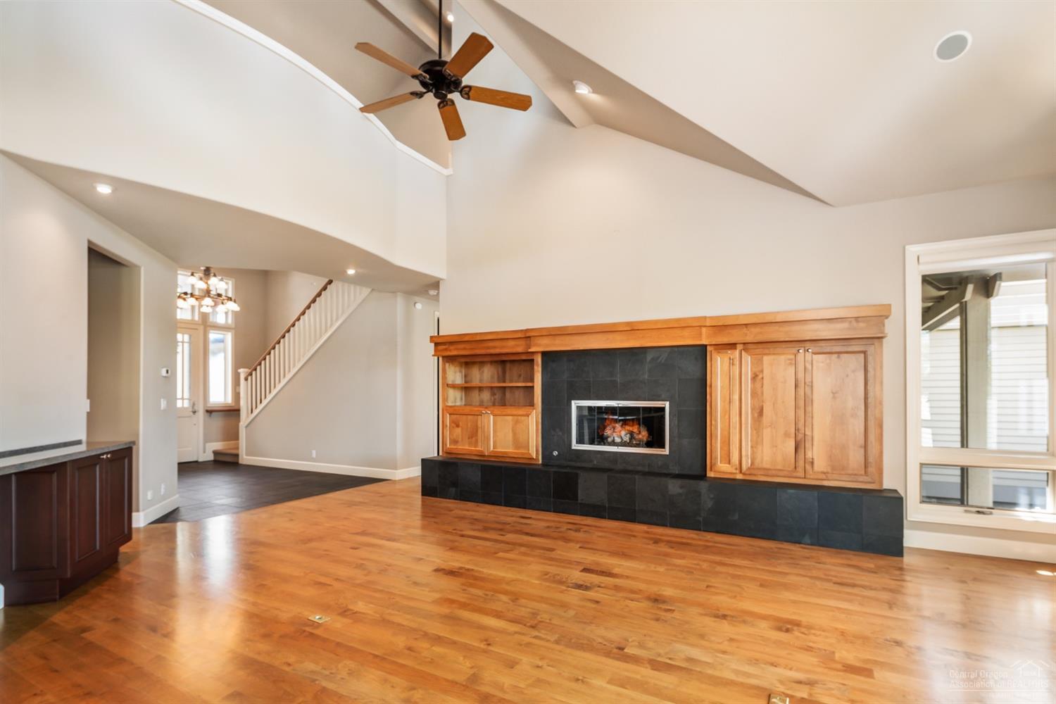 Broken Top - Residential