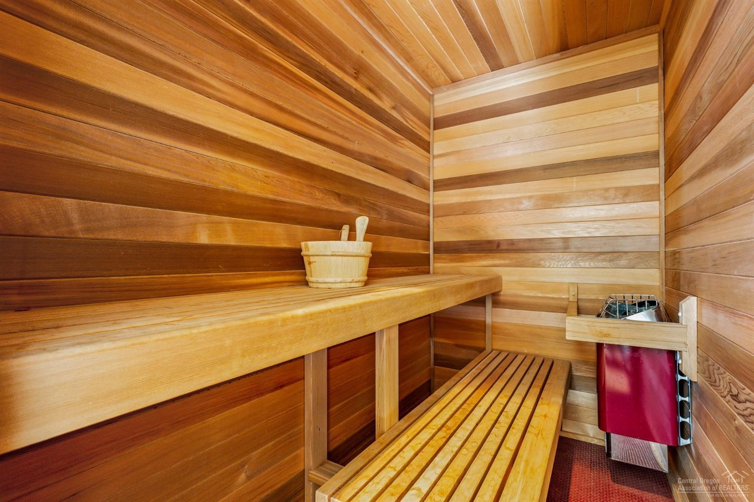 Broken Top - Residential