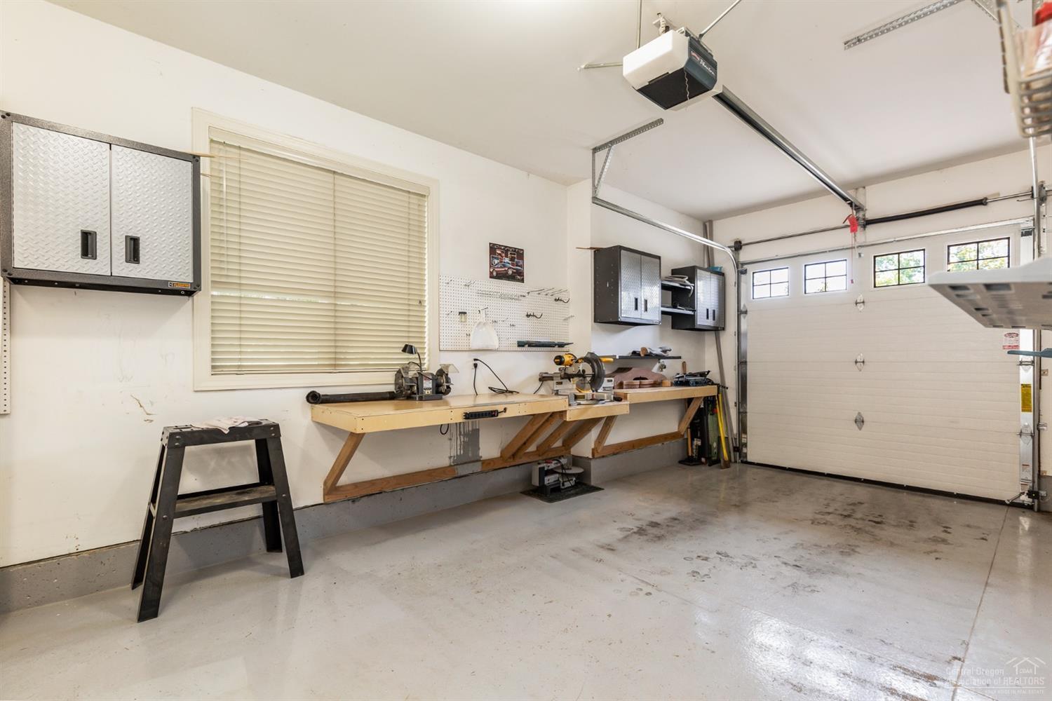 Broken Top - Residential