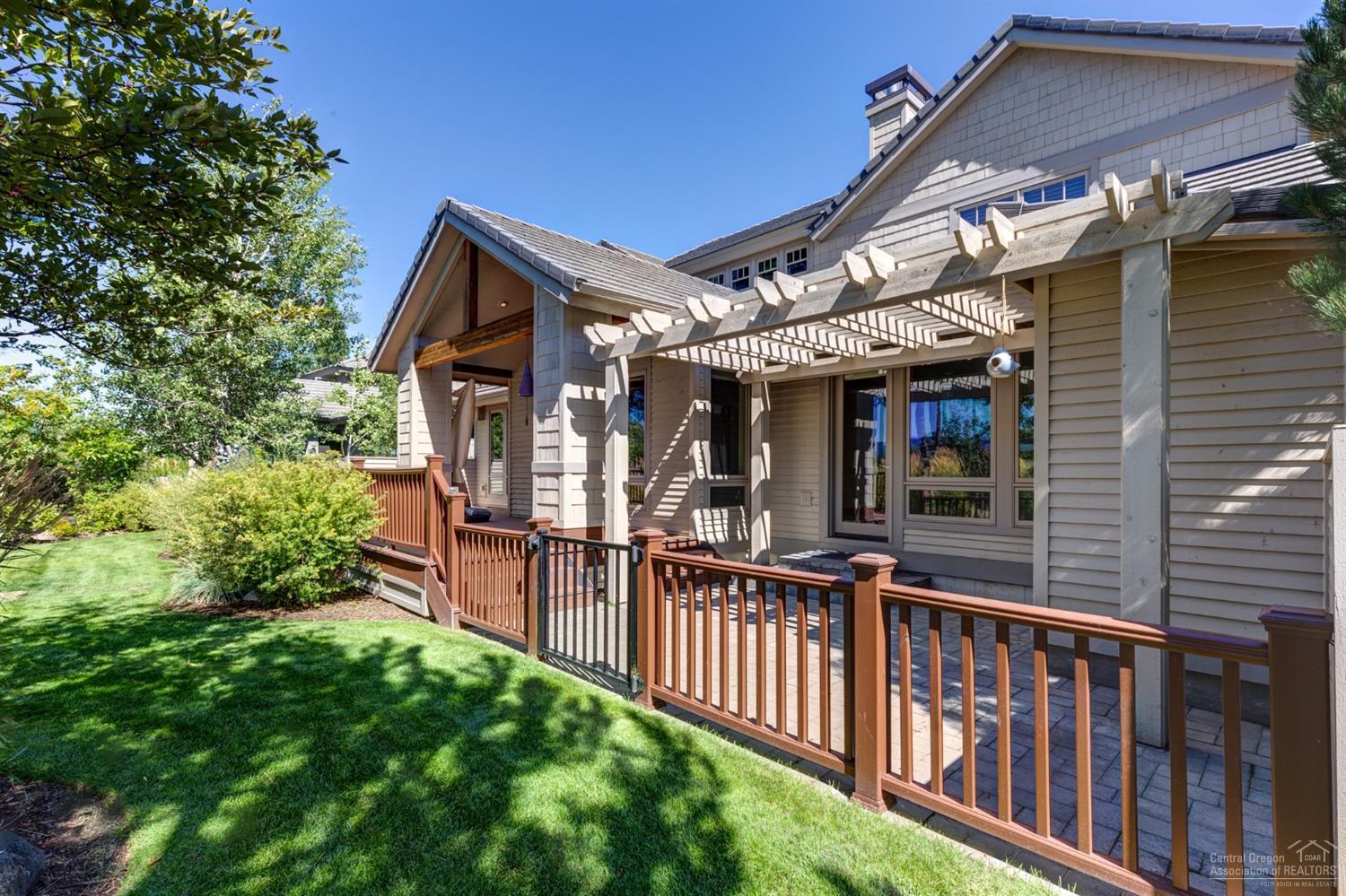 Broken Top - Residential