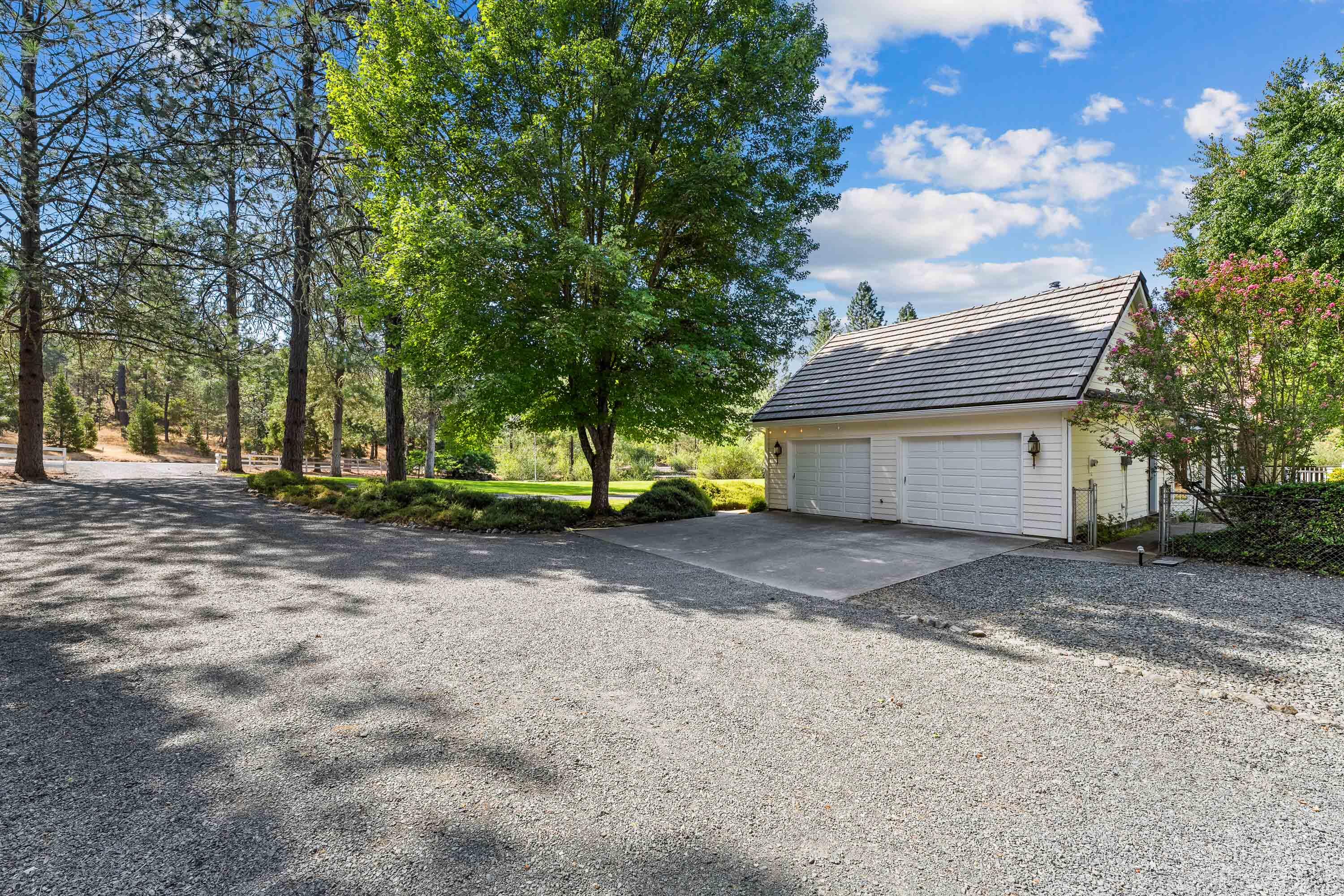 Country Hills Estates - Residential