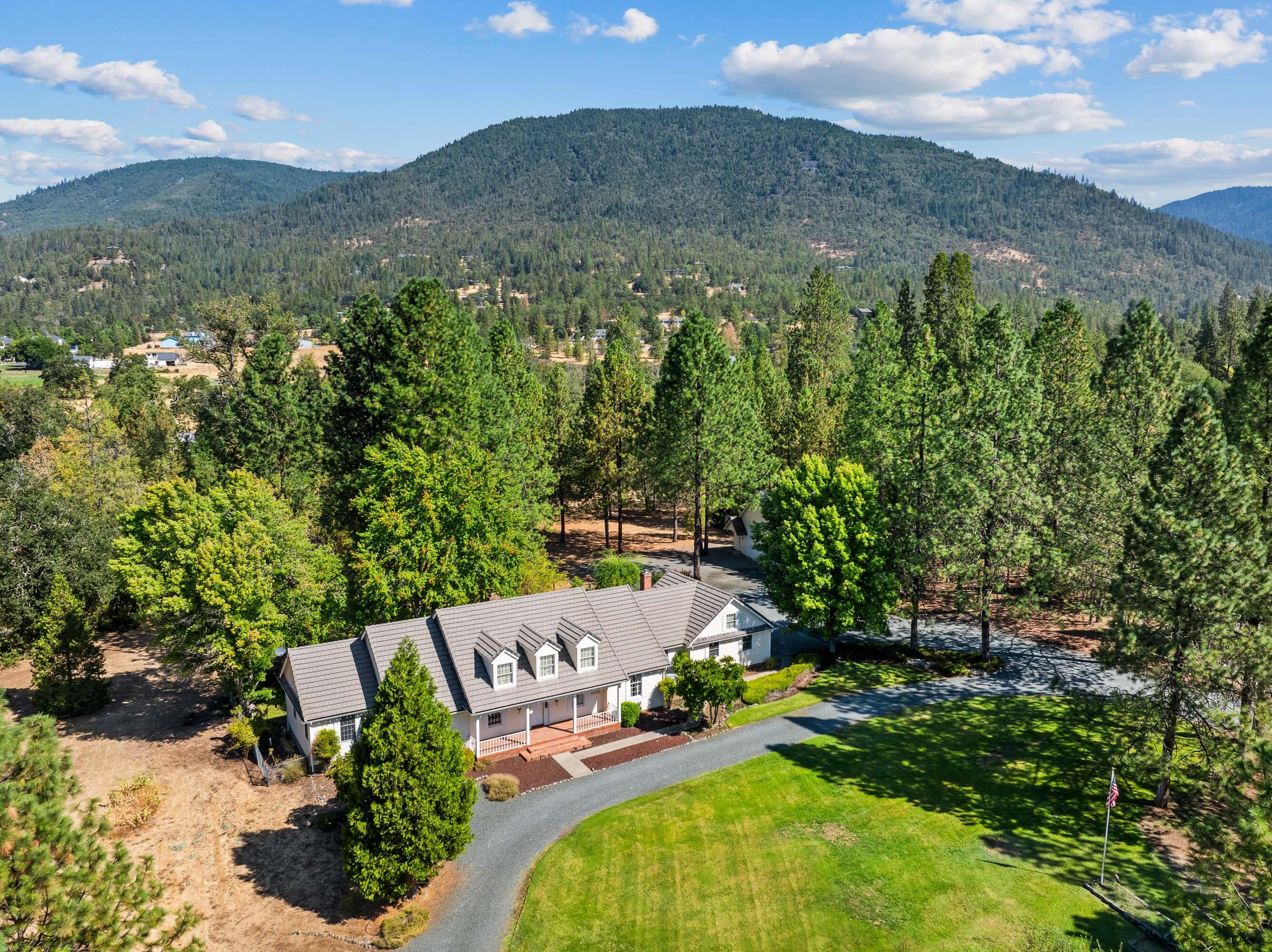 Country Hills Estates - Residential