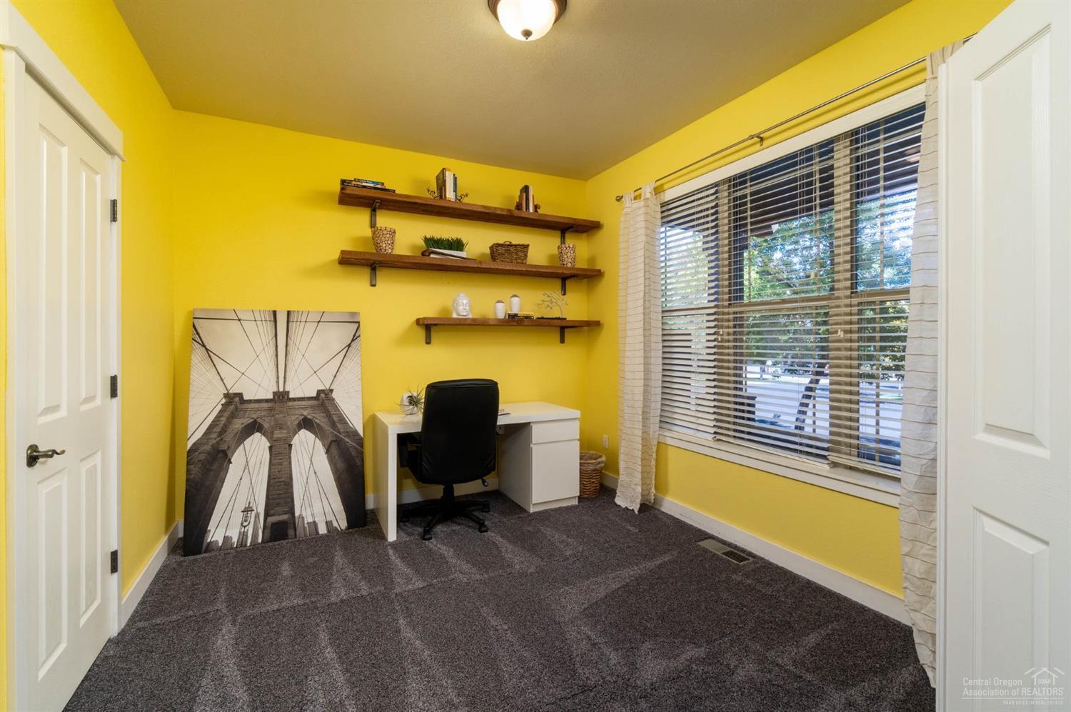 Skyliner Summit - Residential