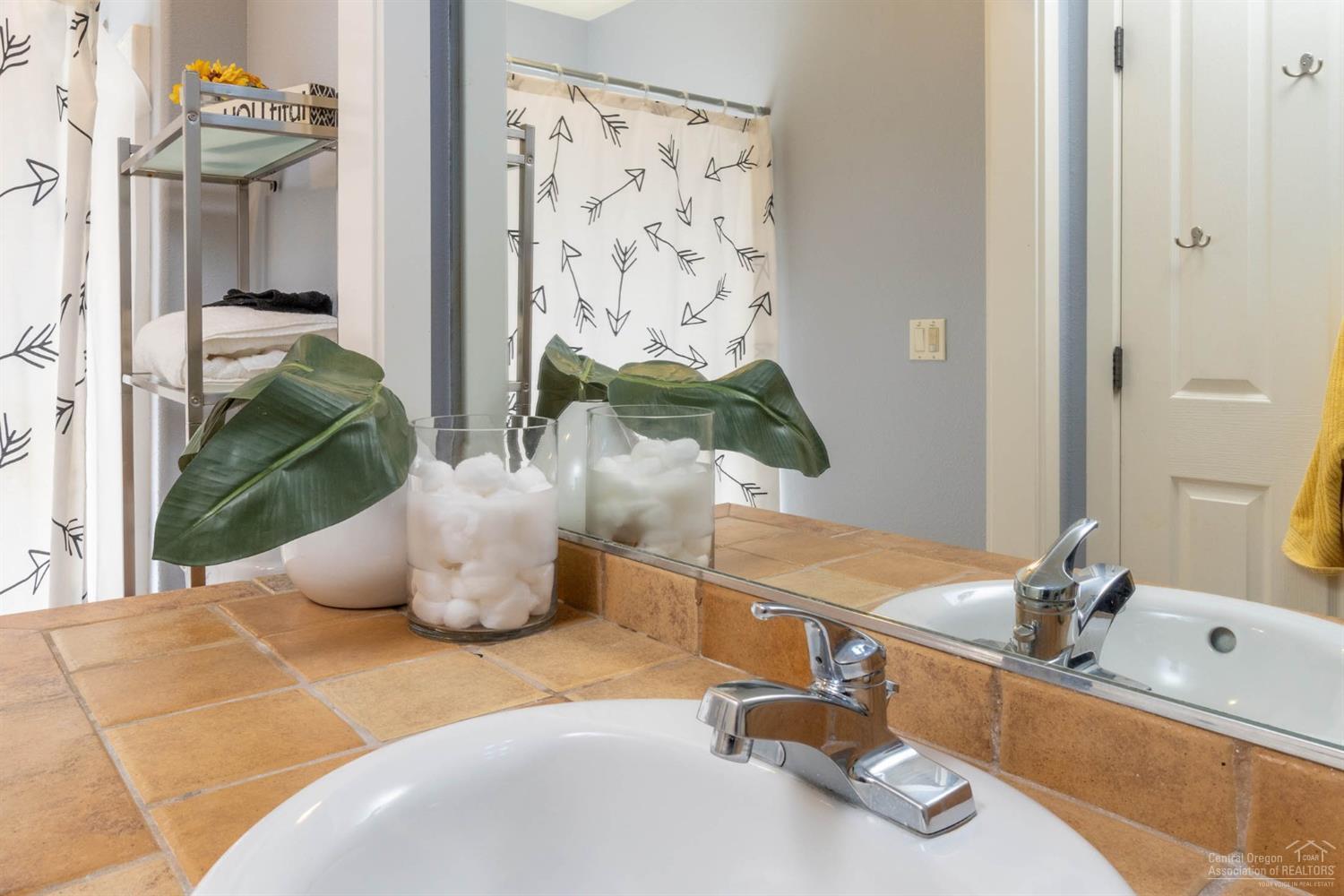 Skyliner Summit - Residential