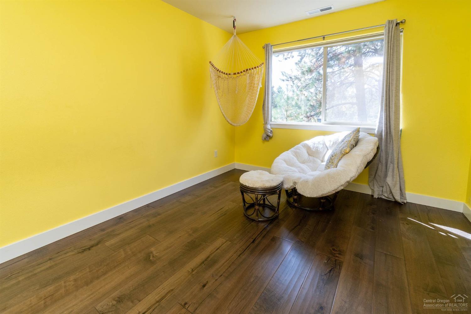 Skyliner Summit - Residential