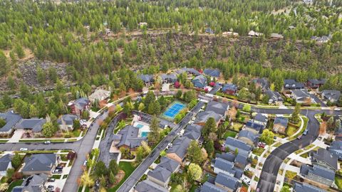 Tiny photo for 61156 Foxglove Loop, Bend, OR 97702 (MLS # 220219875)