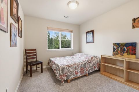 Tiny photo for 61156 Foxglove Loop, Bend, OR 97702 (MLS # 220219875)