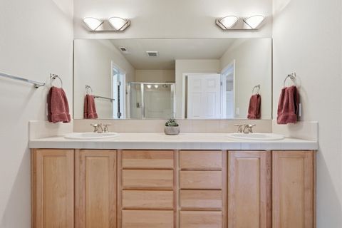 Tiny photo for 61156 Foxglove Loop, Bend, OR 97702 (MLS # 220219875)