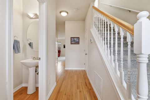 Tiny photo for 61156 Foxglove Loop, Bend, OR 97702 (MLS # 220219875)