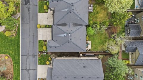 Tiny photo for 61156 Foxglove Loop, Bend, OR 97702 (MLS # 220219875)