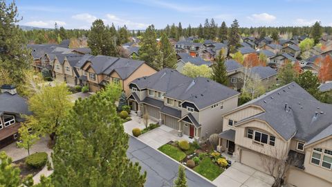 Tiny photo for 61156 Foxglove Loop, Bend, OR 97702 (MLS # 220219875)