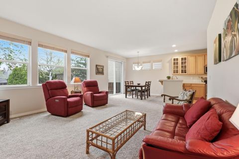 Tiny photo for 61156 Foxglove Loop, Bend, OR 97702 (MLS # 220219875)