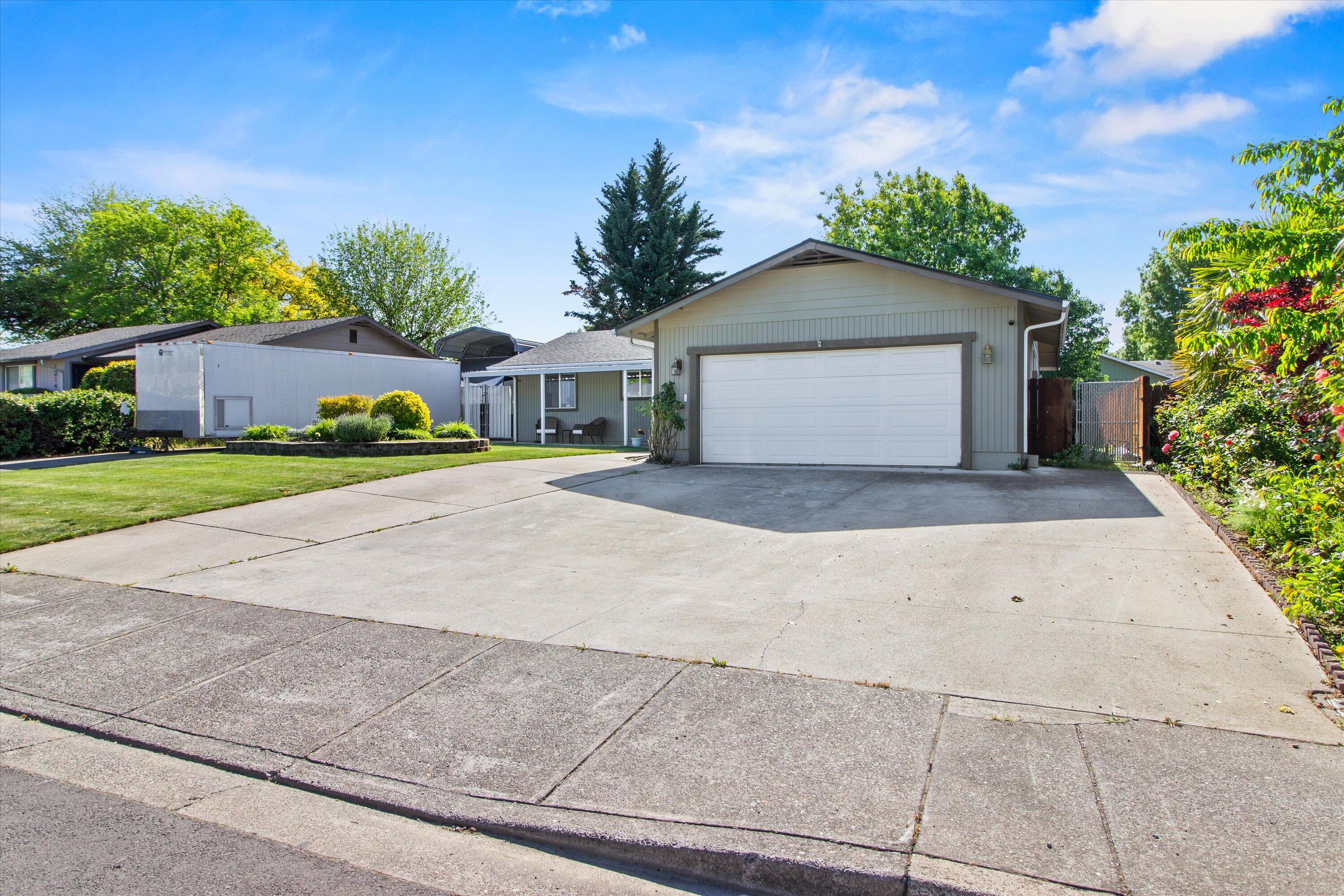 1200 Douglas Avenue